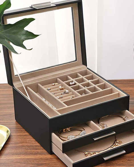 Saran Majestic Paper Boards