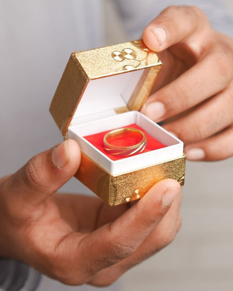 Saran Majestic Paper Boards